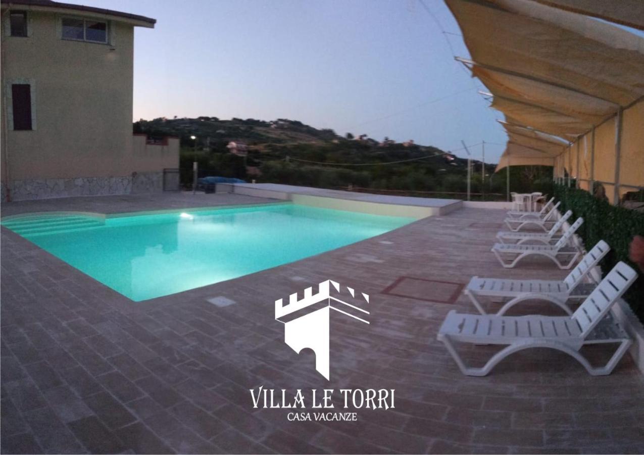 Villa Le Torri 라칼무토 외부 사진